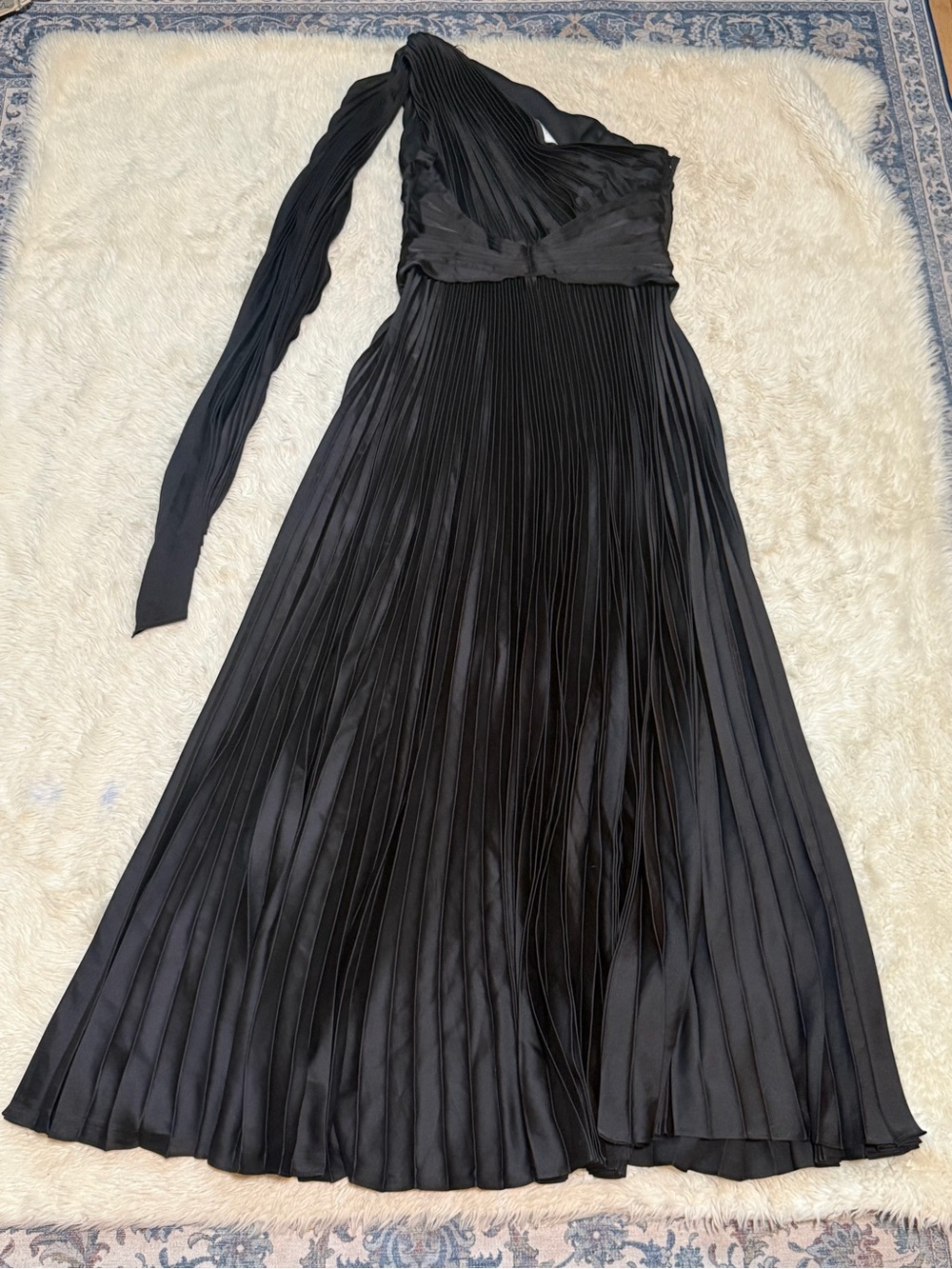 Selfie Leslie Laxmi Accordion Pleat Maxi Dress Black - Size Large - Picture 4 of 7